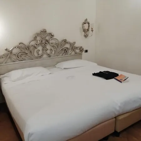 阿凡缇诺酒店 3* 罗马