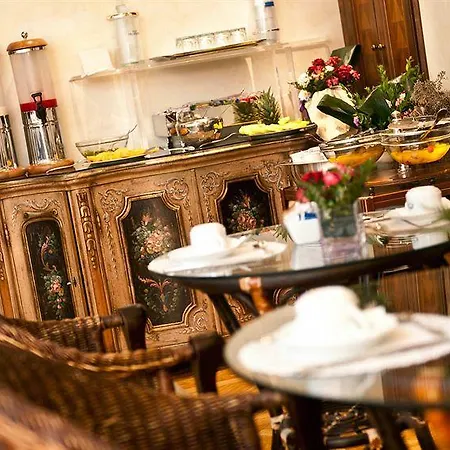 阿凡缇诺酒店 3* 罗马