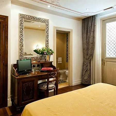 Aventino 3*