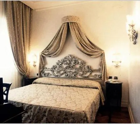 Aventino Szálloda 3*