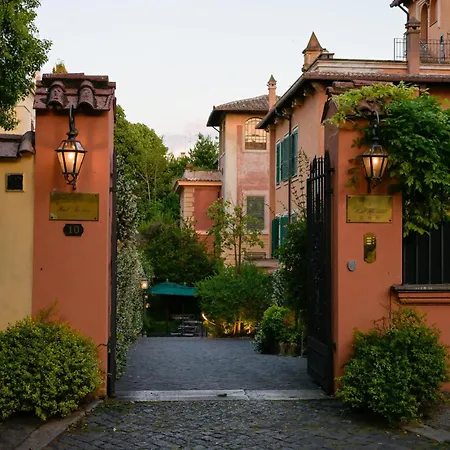 Aventino 3*