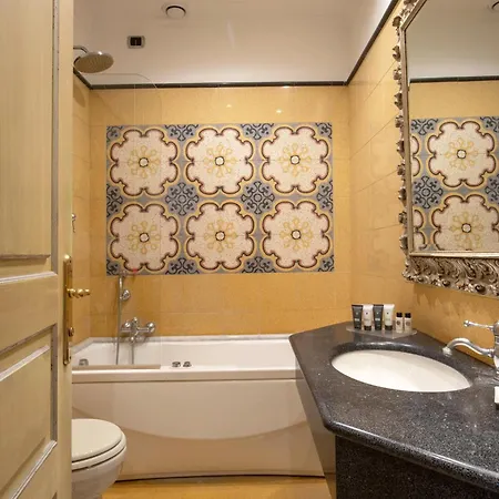 Aventino 3* Рим