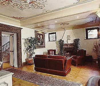 Szálloda Aventino 3*