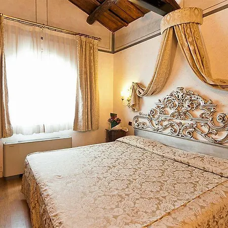 Aventino Отель Рим