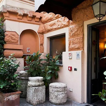 Aventino Szálloda 3*