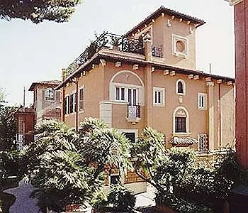 Aventino Отель 3*