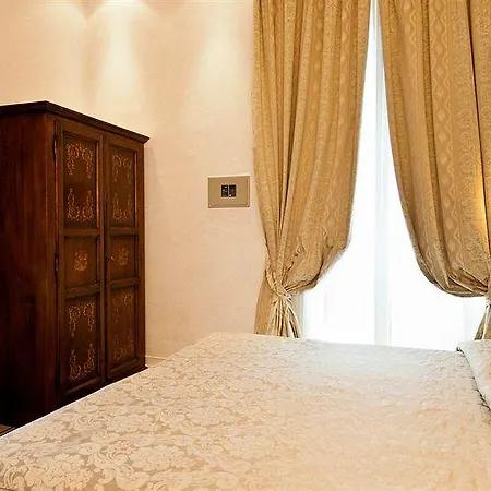 Aventino 3* Roma