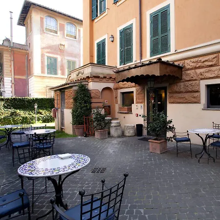 Aventino 3*